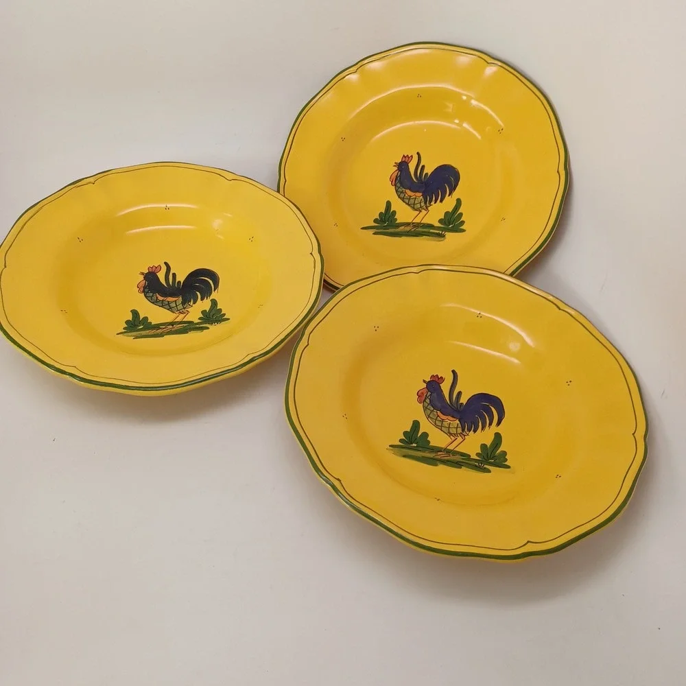 Sur La Table Rooster Pasta Soup Bowls 3 Set Yellow Made in Italy Scalloped 9.5in